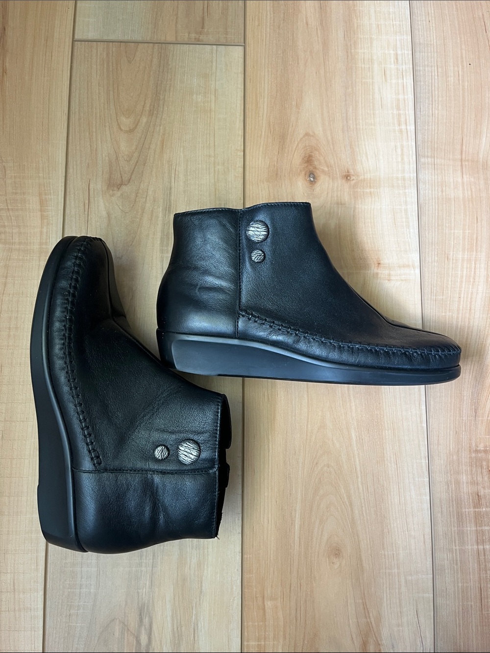 Women’s Black Leather Ankle Boots - Classic Slip-On Comfort